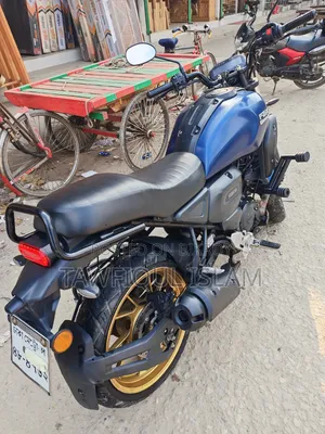 Yamaha 2024 Blue