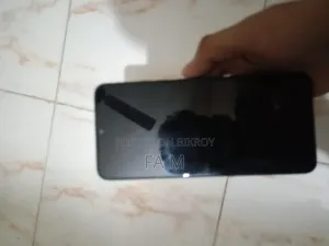 Tecno 64 GB Black
