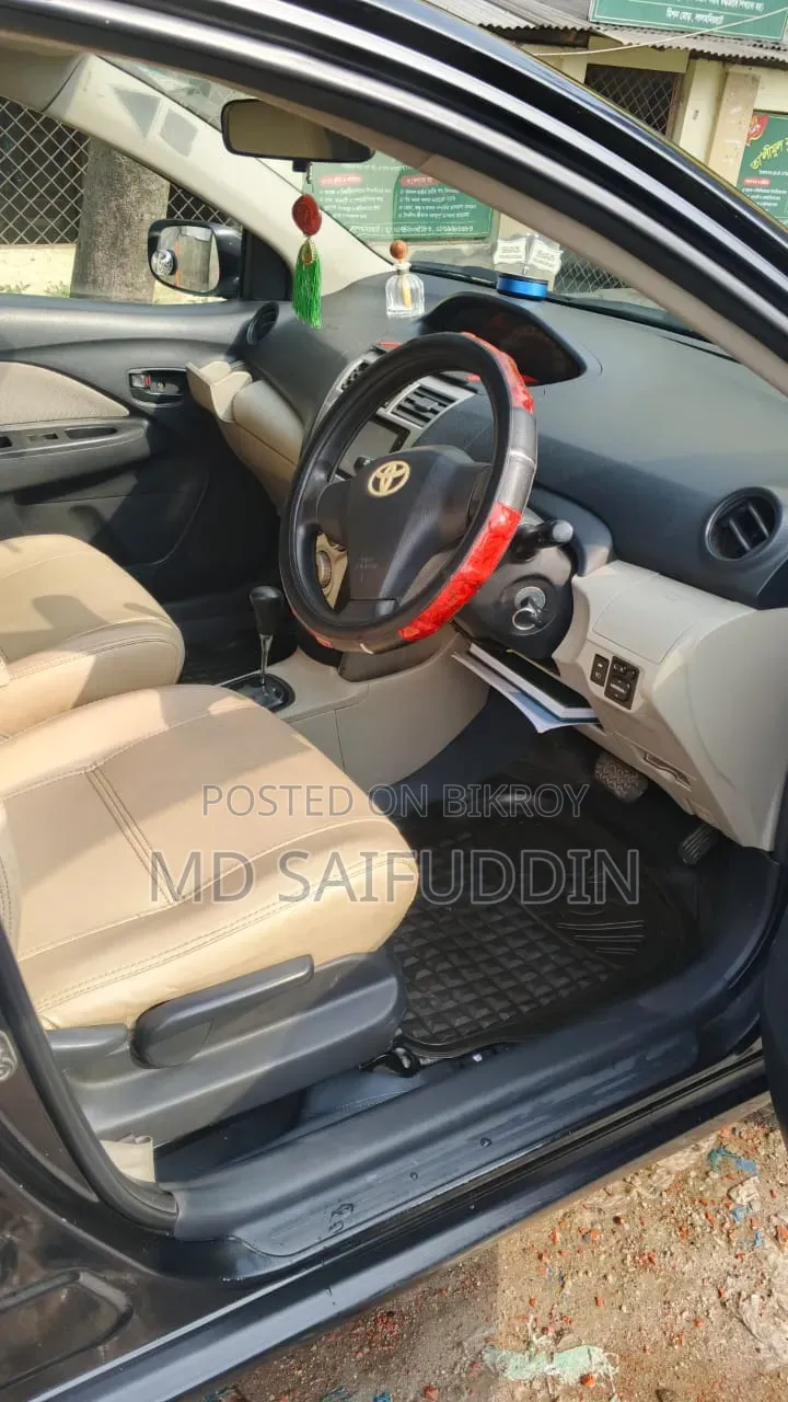 Toyota Belta 2006 Black