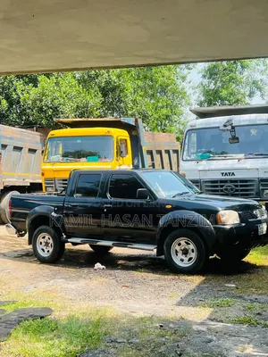 Nissan Pick-Up 2006 Black