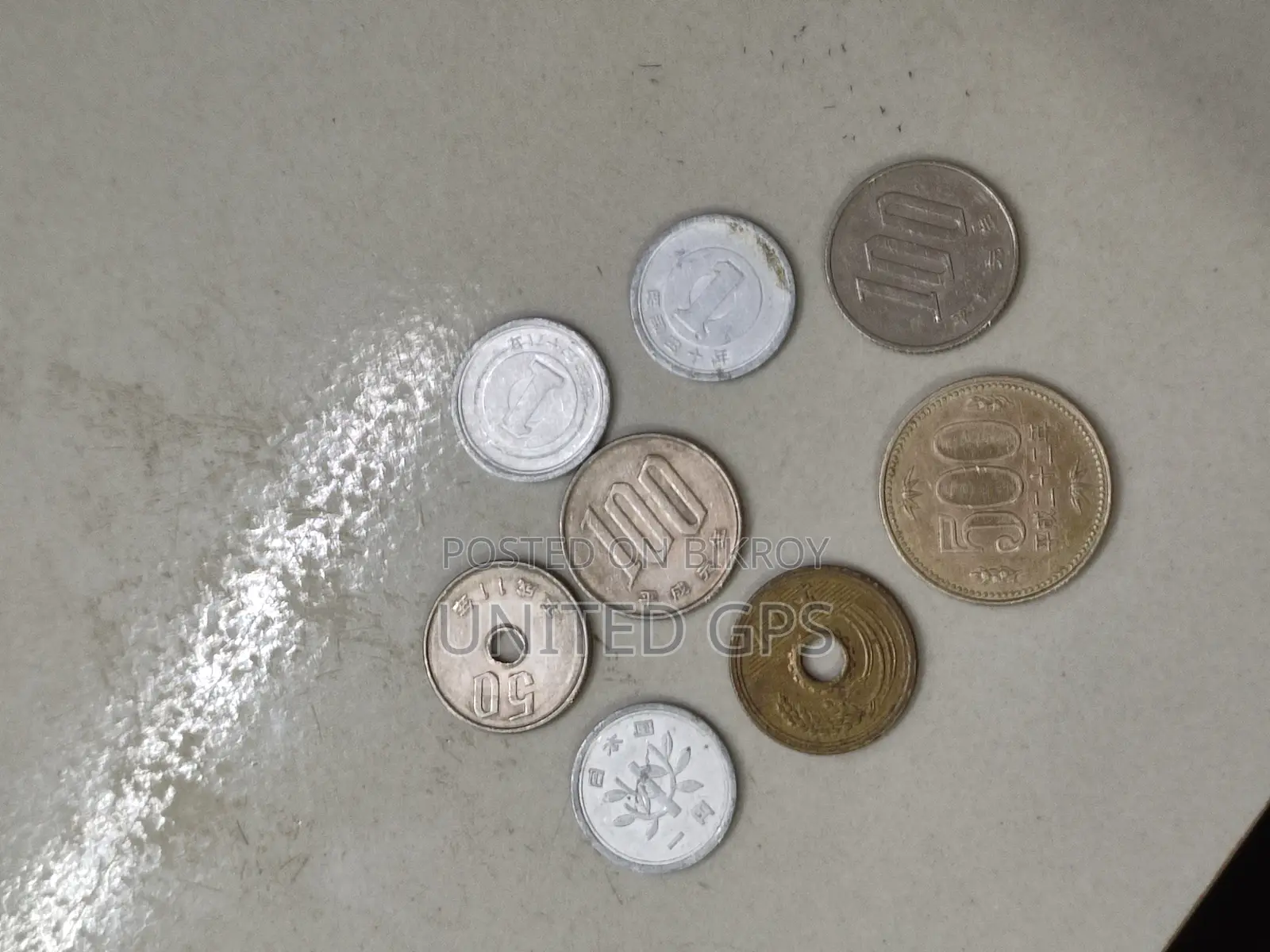 Japanese Yen Coin Collection (8-piece set)