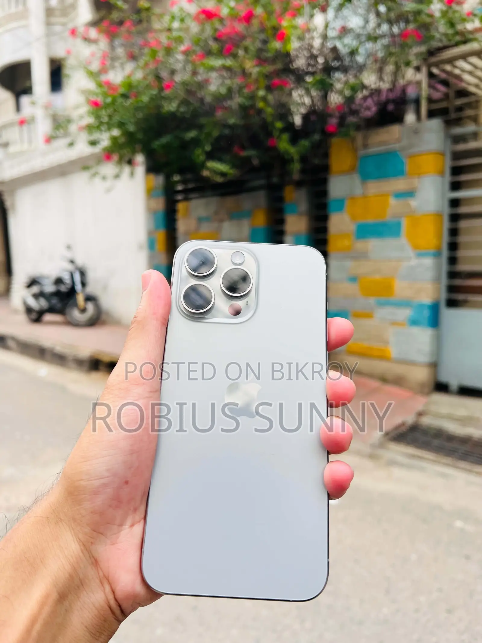 Apple iPhone 15 Pro Max 256 GB Silver