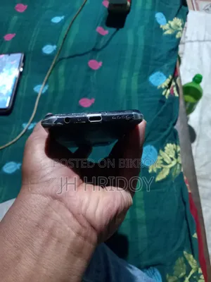 Vivo V19 128 GB Silver
