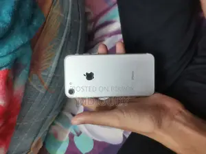 Apple iPhone 7 128 GB White