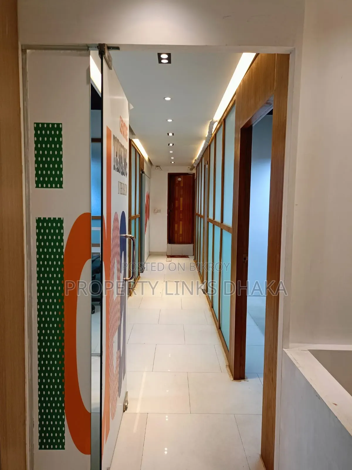 Fully Furnished Commercial Space in Gulshan