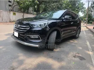 Hyundai Santa Fe SE Ultimate AWD 2017 Black