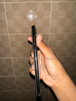 অ্যাপল আইফোন XS Max ৬৪ জিবি ব্ল্যাক