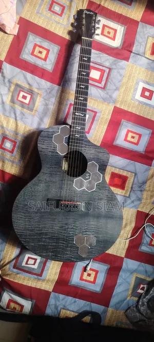 Tayste Guitar