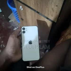 Apple iPhone 11 128 GB White