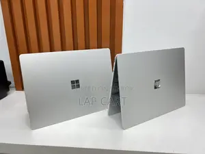 New Laptop Microsoft Surface Go 16GB Intel Core I5 SSD 256GB
