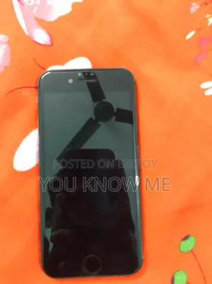 Apple iPhone 8 64 GB Black