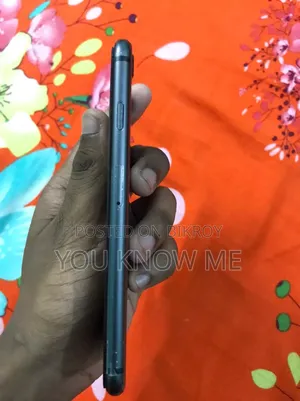 Apple iPhone 8 64 GB Black