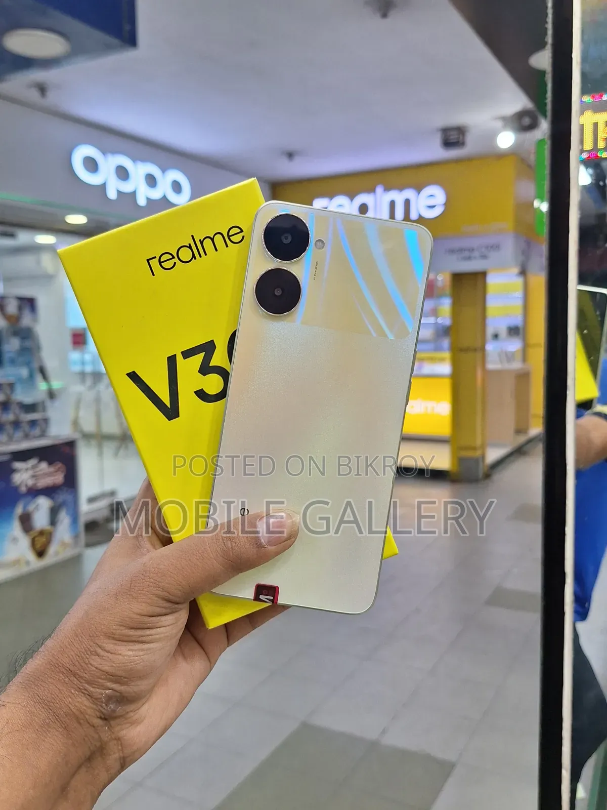 New Realme V30 128 GB