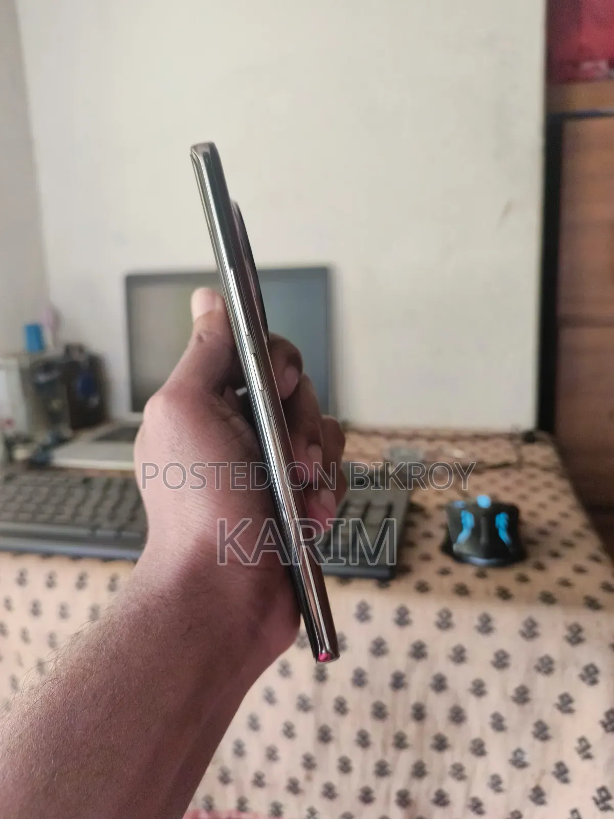 Realme 256 GB Gold