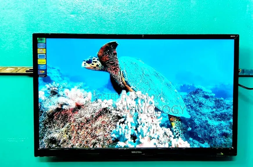 Walton 32-inch Smart TV