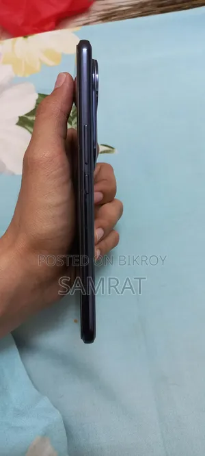 Vivo V50e 256 GB Blue