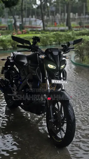 Yamaha 2022 Black