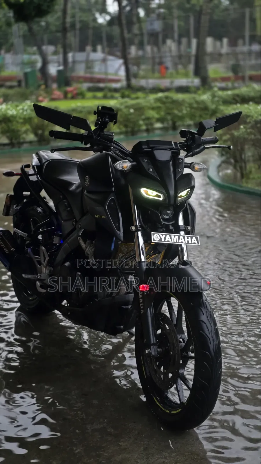 Yamaha 2022 Black