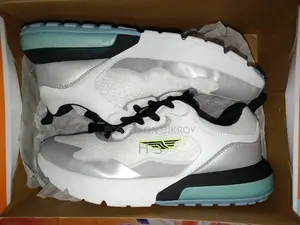 Sneakers Shoe