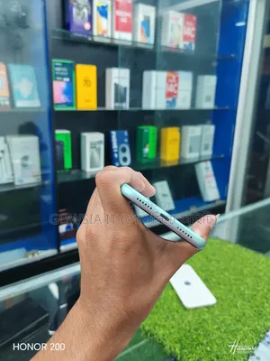 Apple iPhone 11 128 GB Green