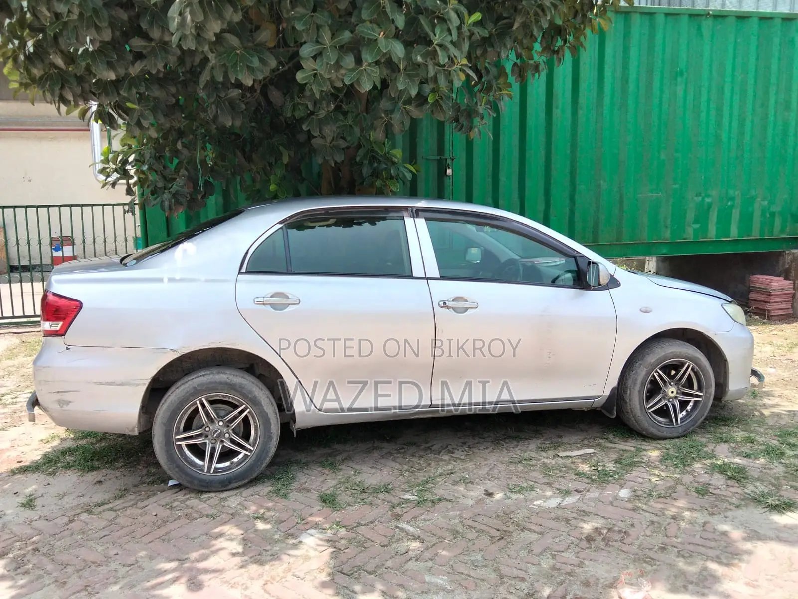 Toyota Axio 2009 Silver