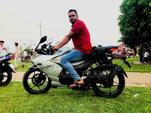 Suzuki Gixxer SF 2023 Silver