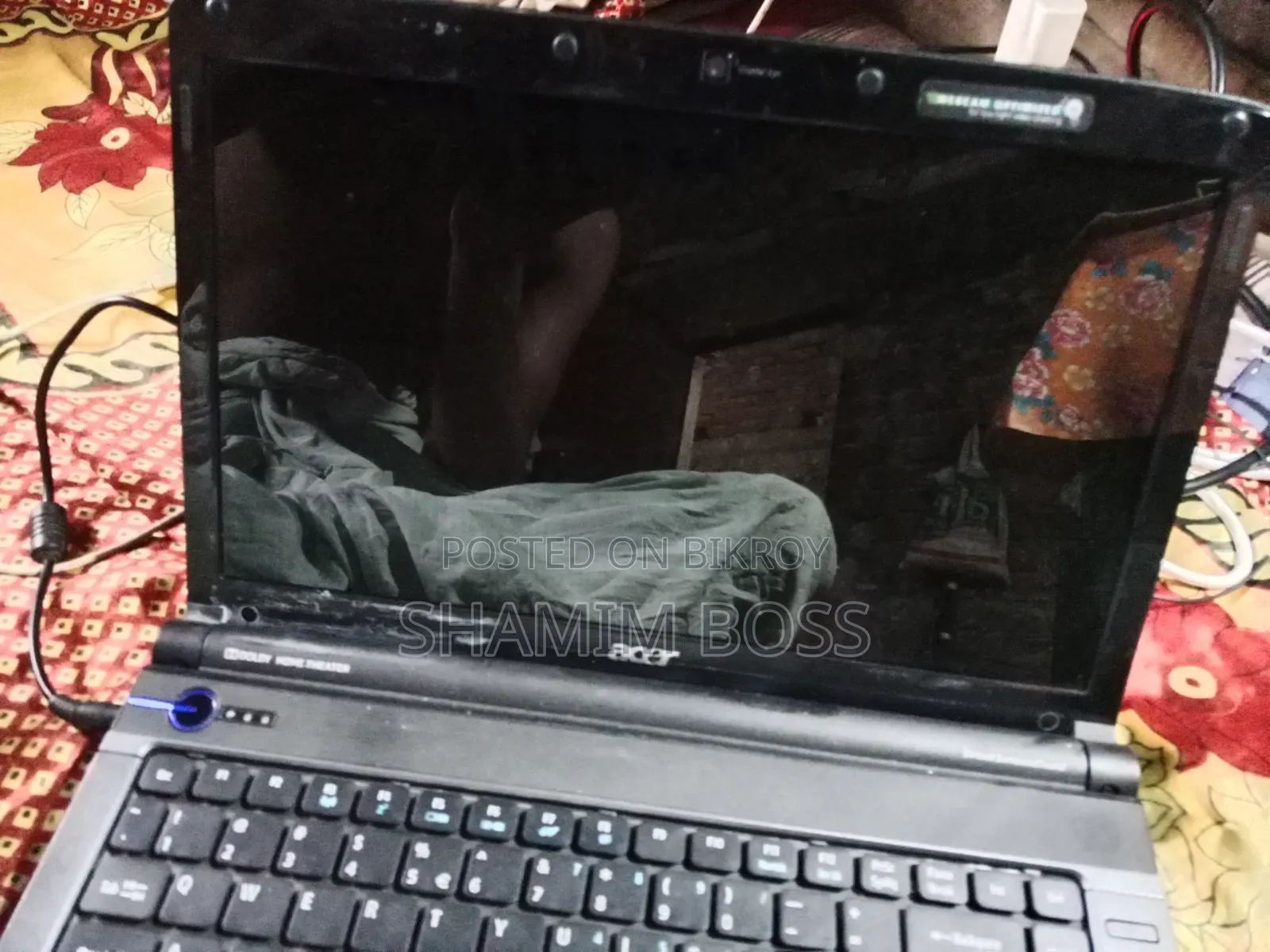 Laptop Acer AS5755 4GB Intel Pentium HDD+SSD 250GB