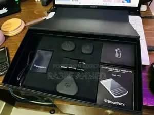 New BlackBerry Porsche Design P'9531 8 GB Black