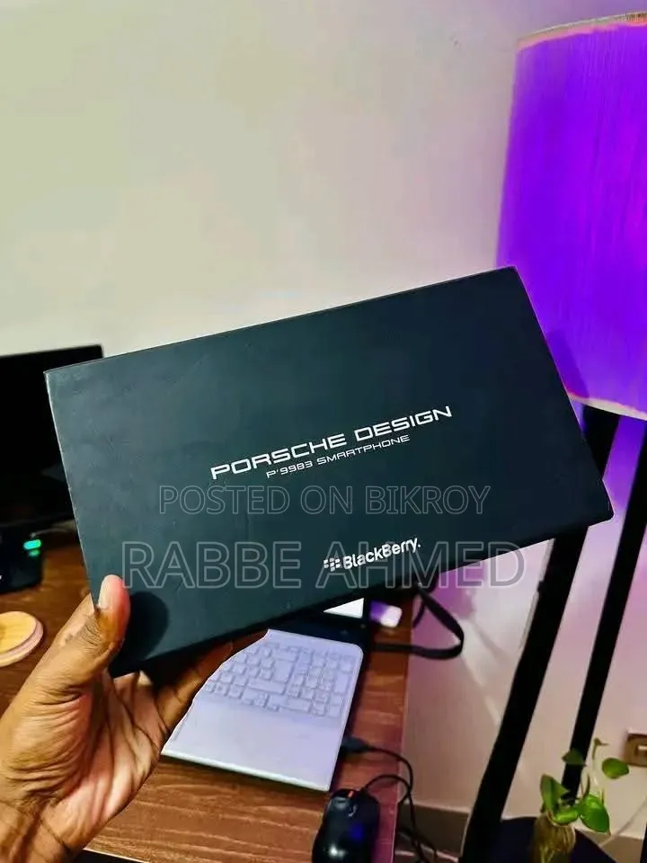 New BlackBerry Porsche Design P'9531 8 GB Black