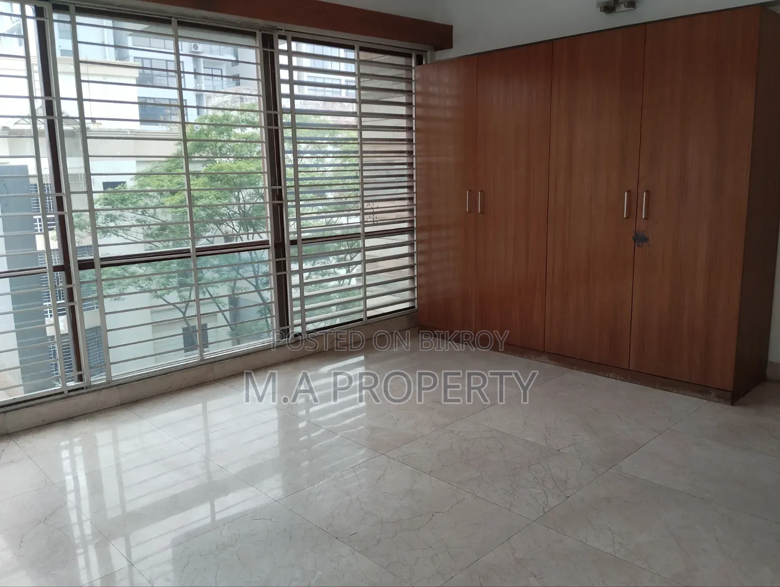 4bdrm Apartment in Apon, Baridhara for Rent
