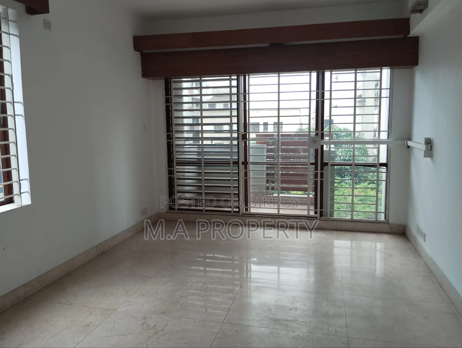 4bdrm Apartment in Apon, Baridhara for Rent