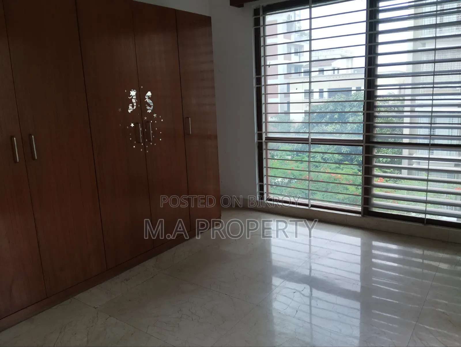 4bdrm Apartment in Apon, Baridhara for Rent