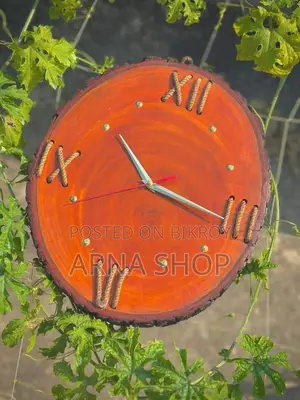 Natural Wooden Wall Clock – Make Your Home Style Unique!