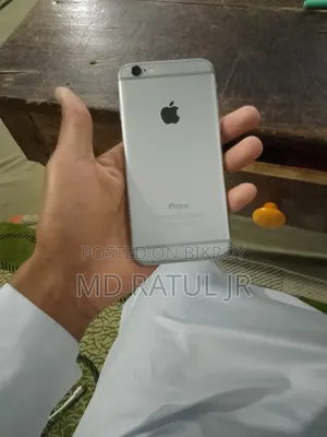 Apple iPhone 6s 32 GB White