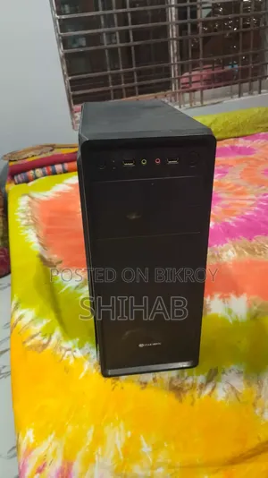 Desktop Computer 4GB Intel Core I3 SSHD+SSD 640GB