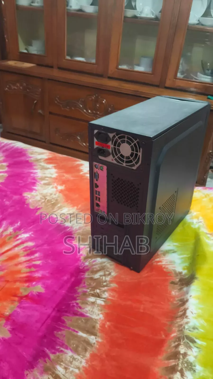 Desktop Computer 4GB Intel Core I3 SSHD+SSD 640GB