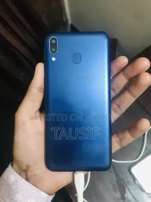 Samsung Galaxy M10 32 GB Blue