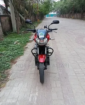 Bajaj Discover 135 2009 Red