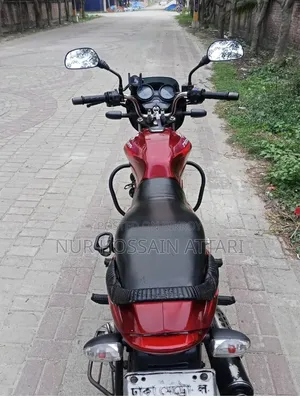 Bajaj Discover 135 2009 Red