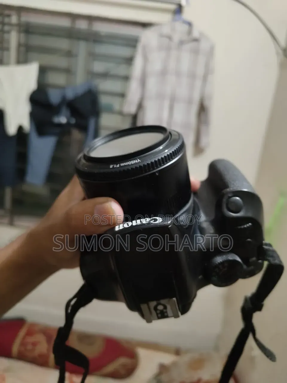 Cannon 1300d