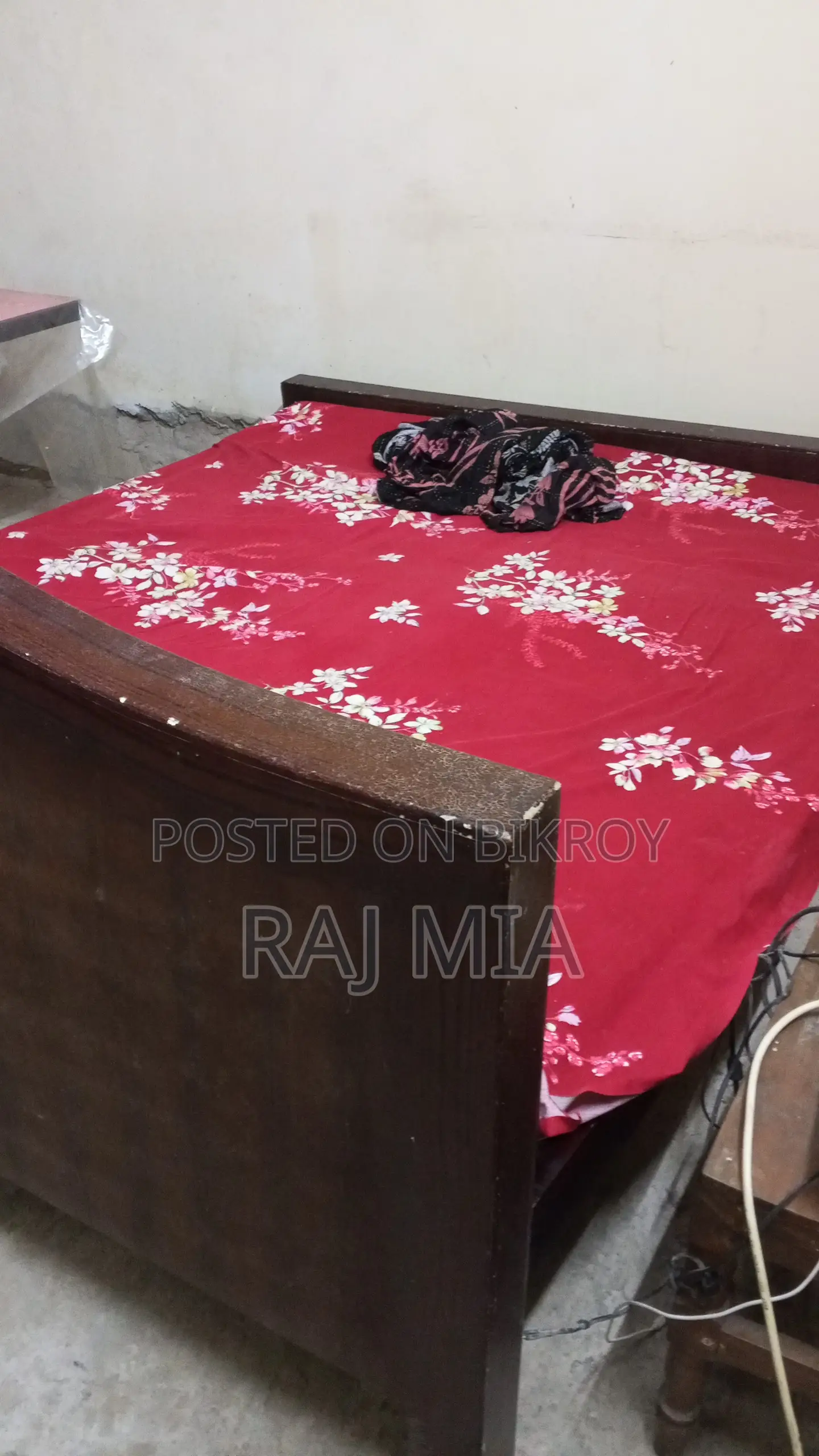 Malaysian Kat Bed. Whatsapp