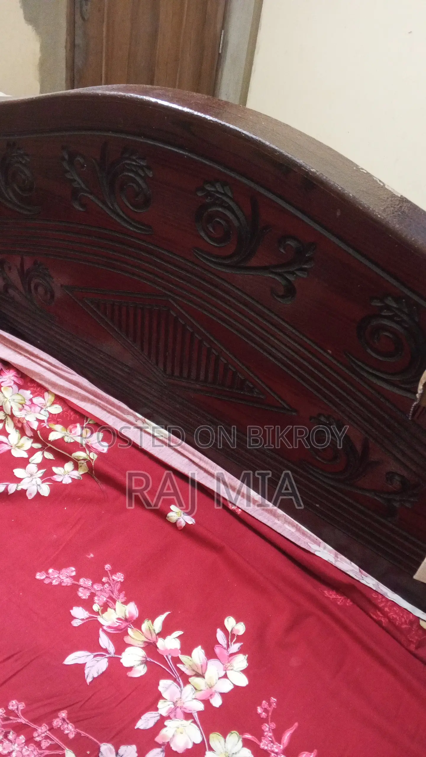 Malaysian Kat Bed. Whatsapp