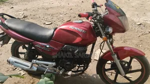Runner Bullet 100 2018 Red