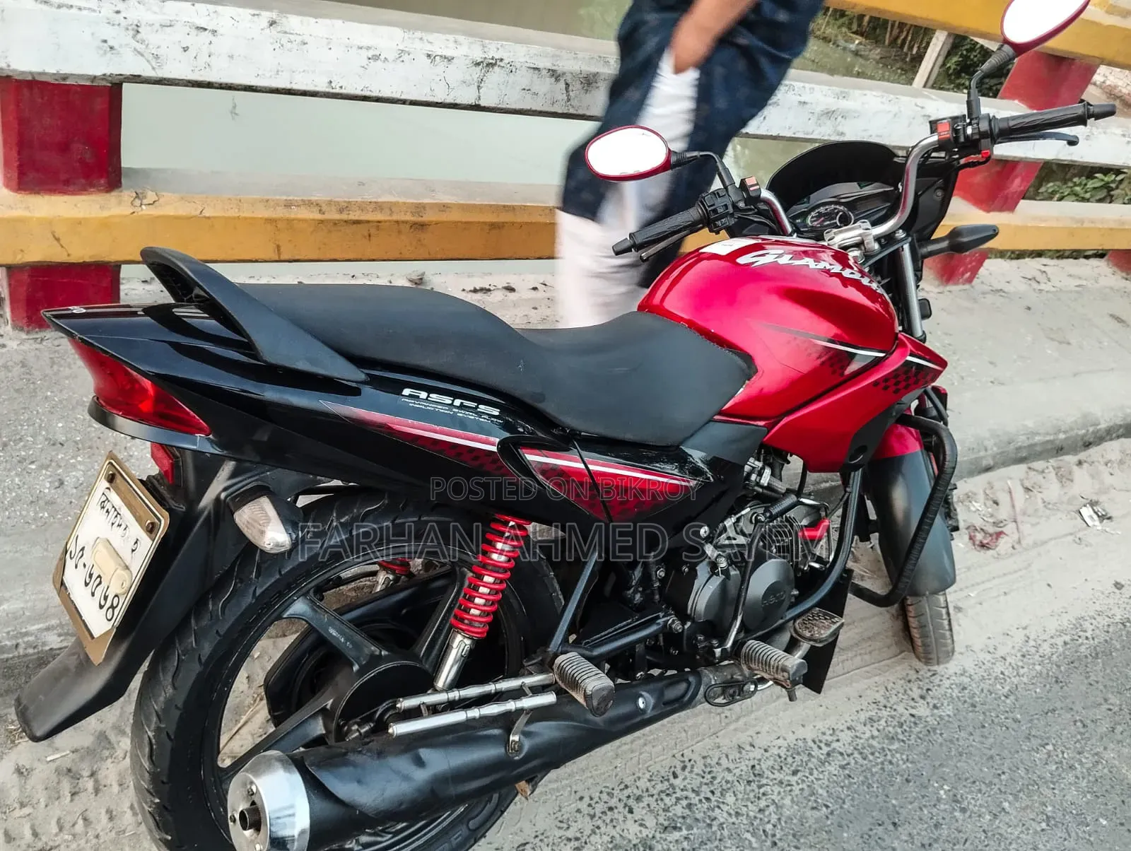Hero Glamour 2019 Red
