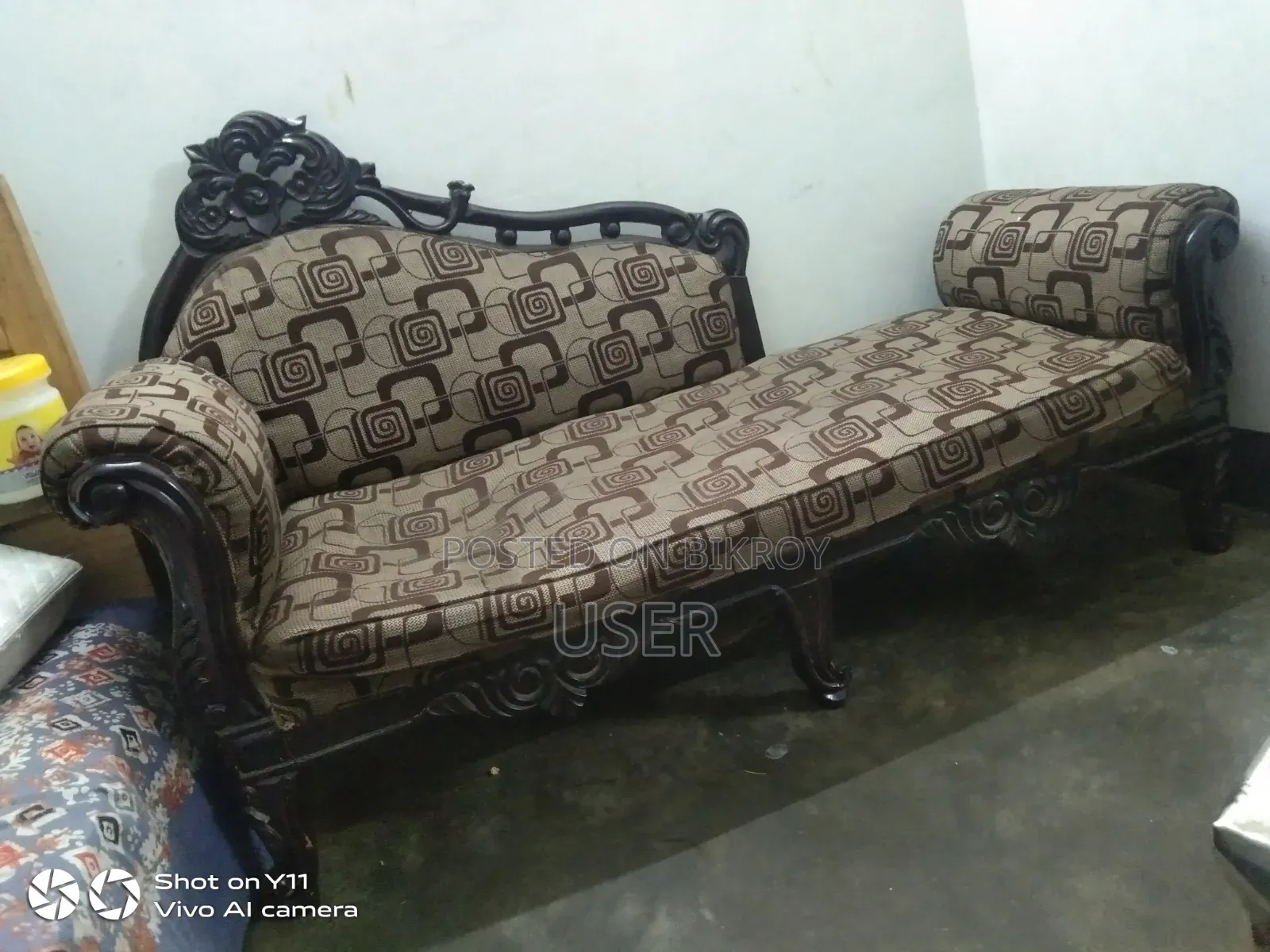 Divan Bed (Teak Wood)