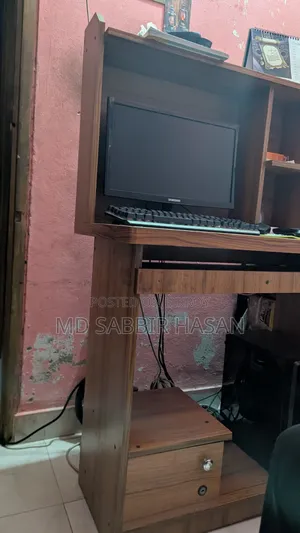 Computer Table