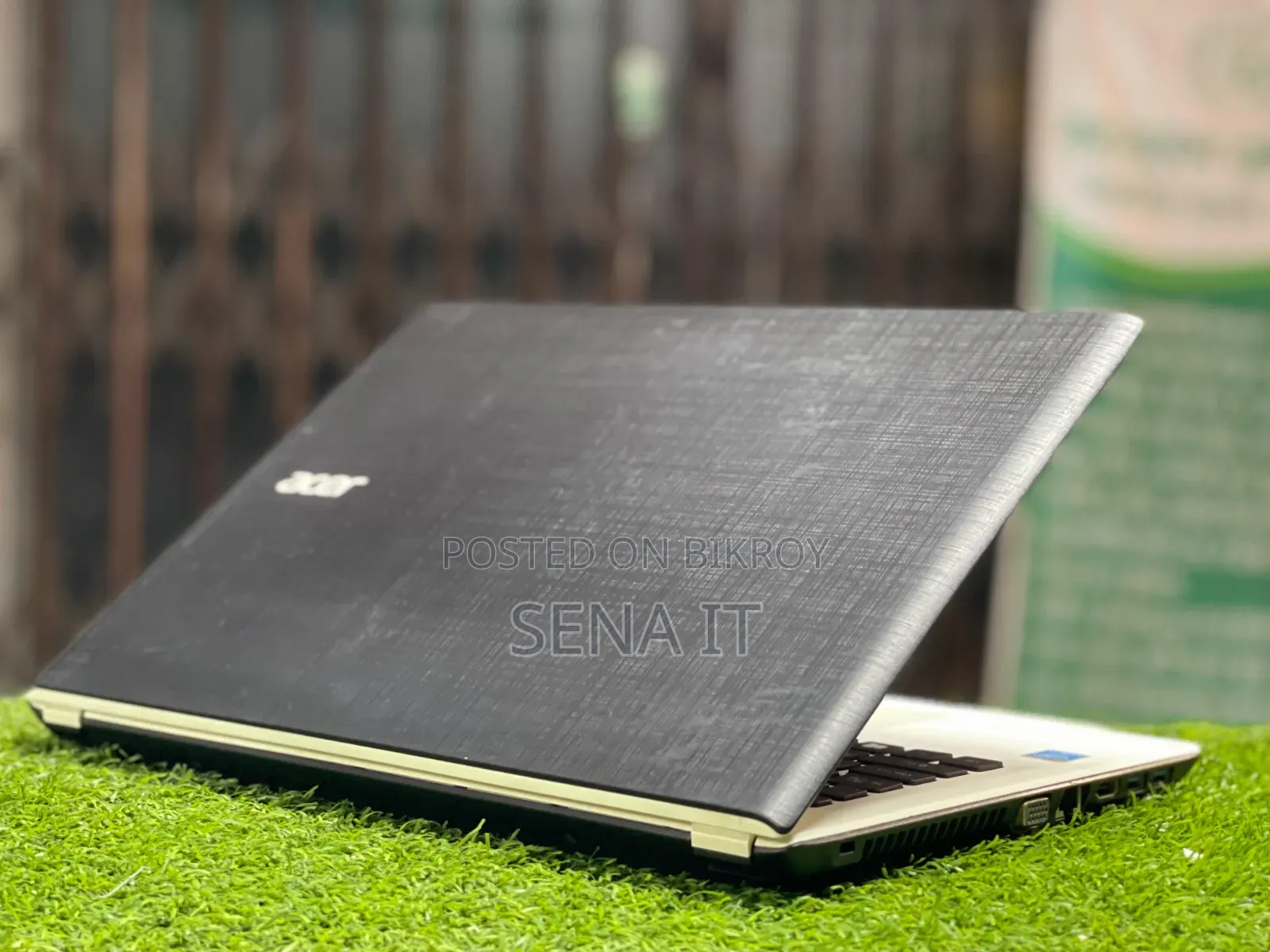 Laptop Acer Aspire E5-473 8GB Intel Core I3 SSD 128GB