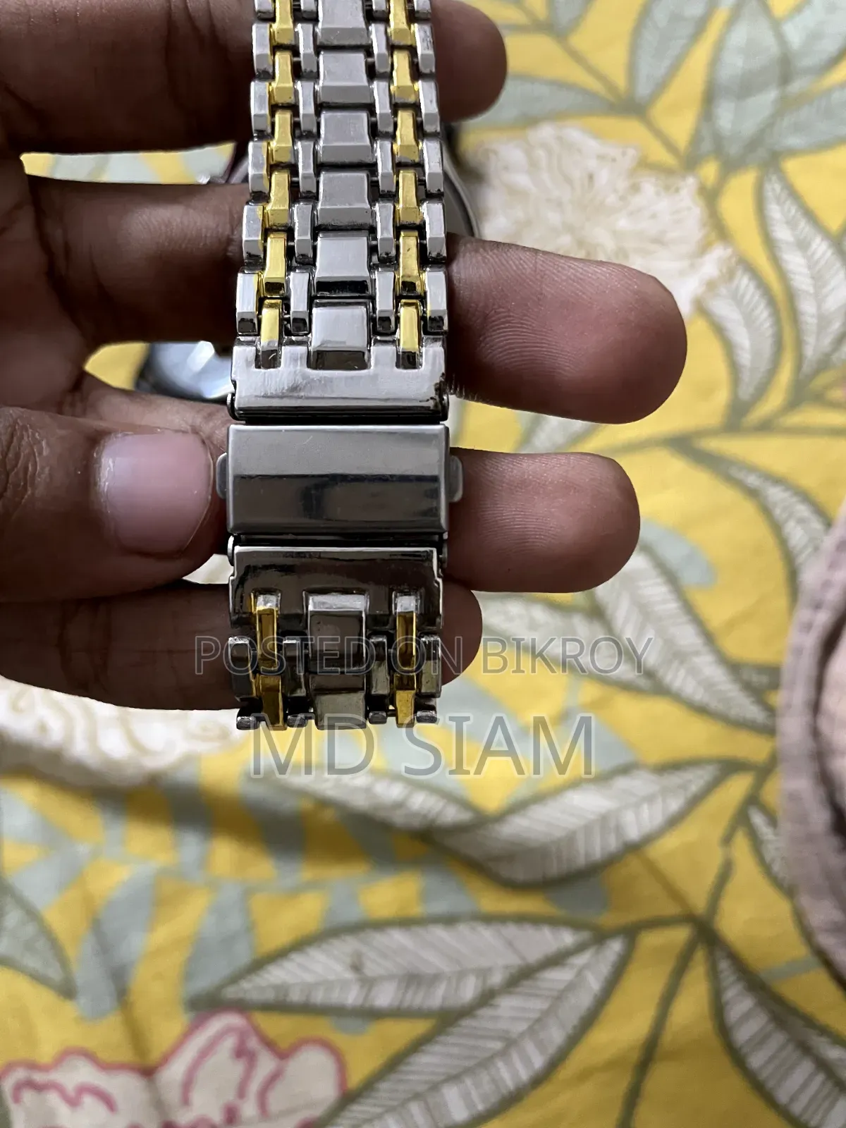 New watch, needs a battery.