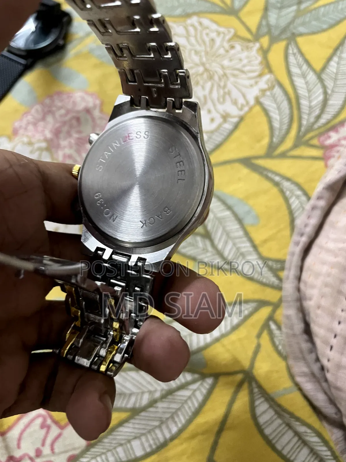 New watch, needs a battery.
