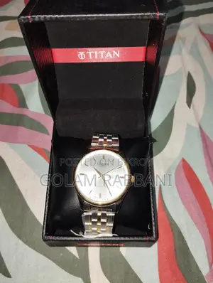 সিটিজেন কোয়ার্টজ ব্র্যান্ড নিউ